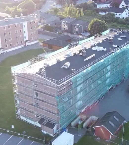 Utleie stillas: Trygg og effektiv arbeidsplattform i høyden